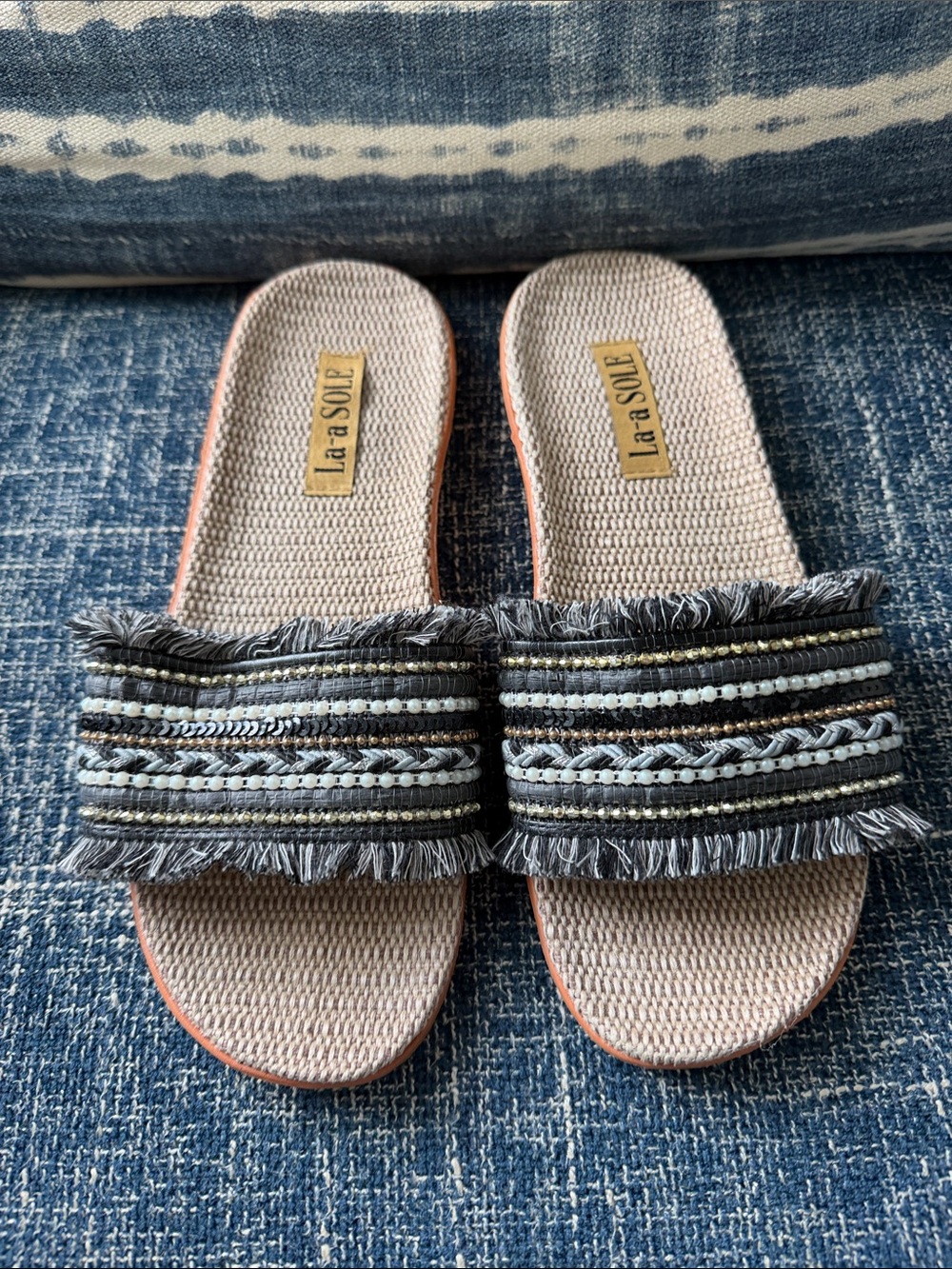 La-a SOLE Gray Braided Fringe Slide Sandals